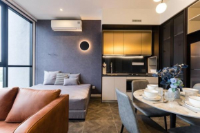 Scarletz KLCC 4pax by Feel Home Luxury 100mbps WiFi